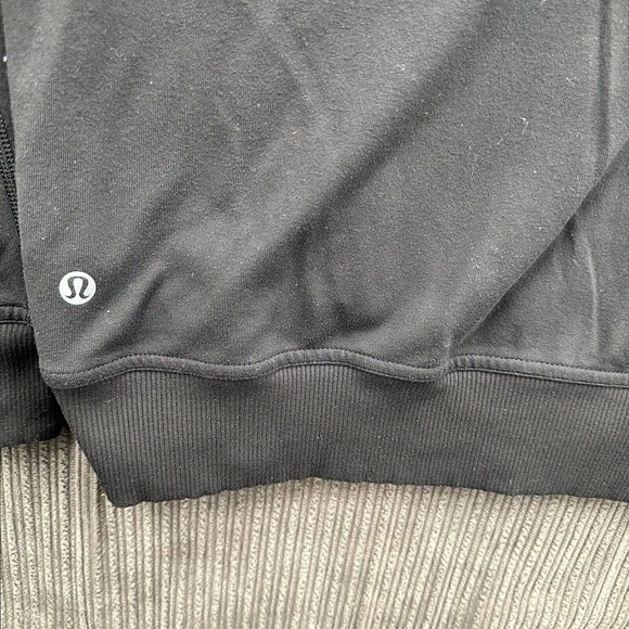 Lululemon Jacket Men Medium Black Gym Training Outdoors Hiking Athleisure Casual - Picture 9 of 10